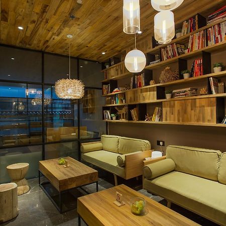 Yat House Hotel Guangzhou Exterior photo